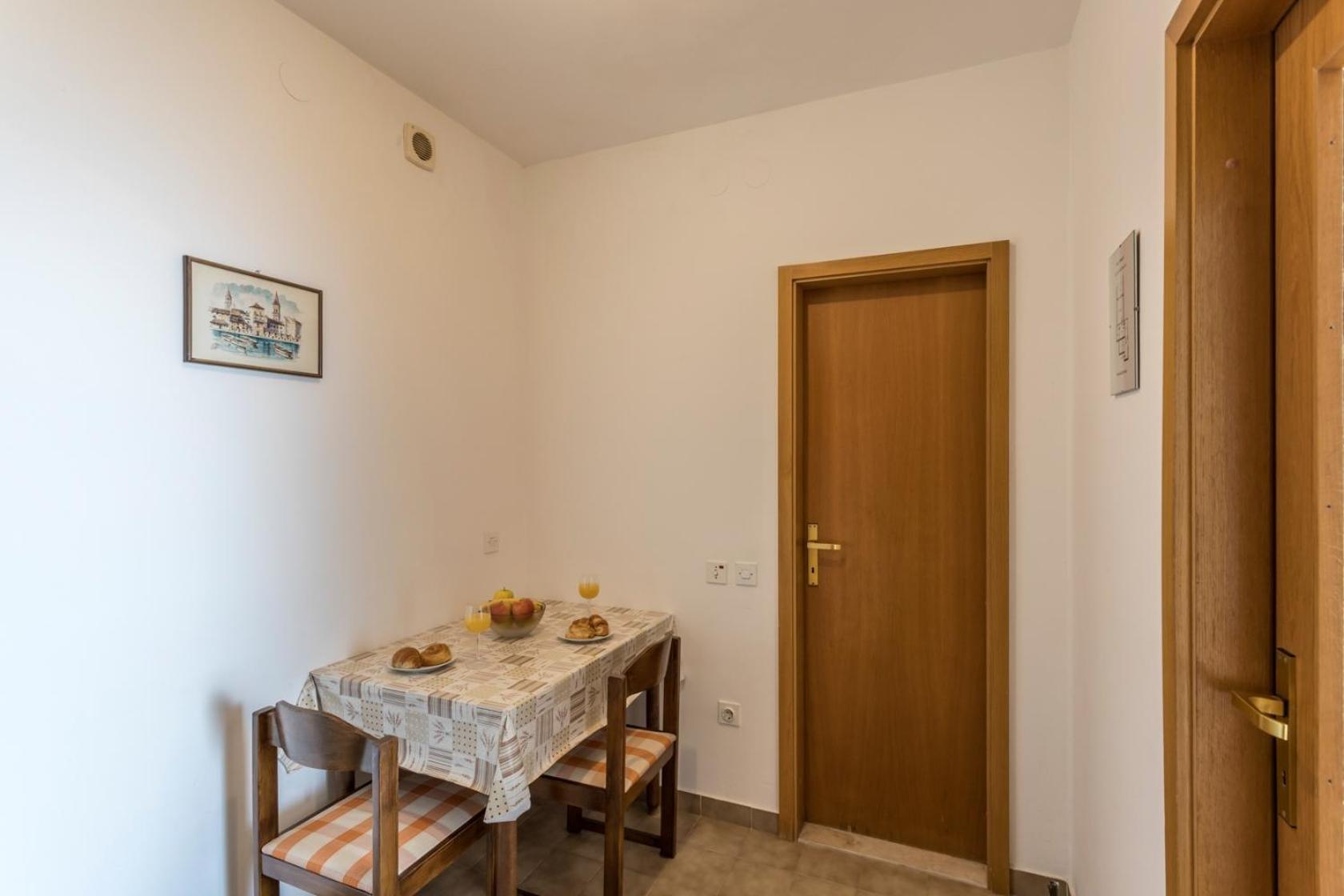 Apartments With A Parking Space Baska Voda, Makarska - 301 Exterior photo